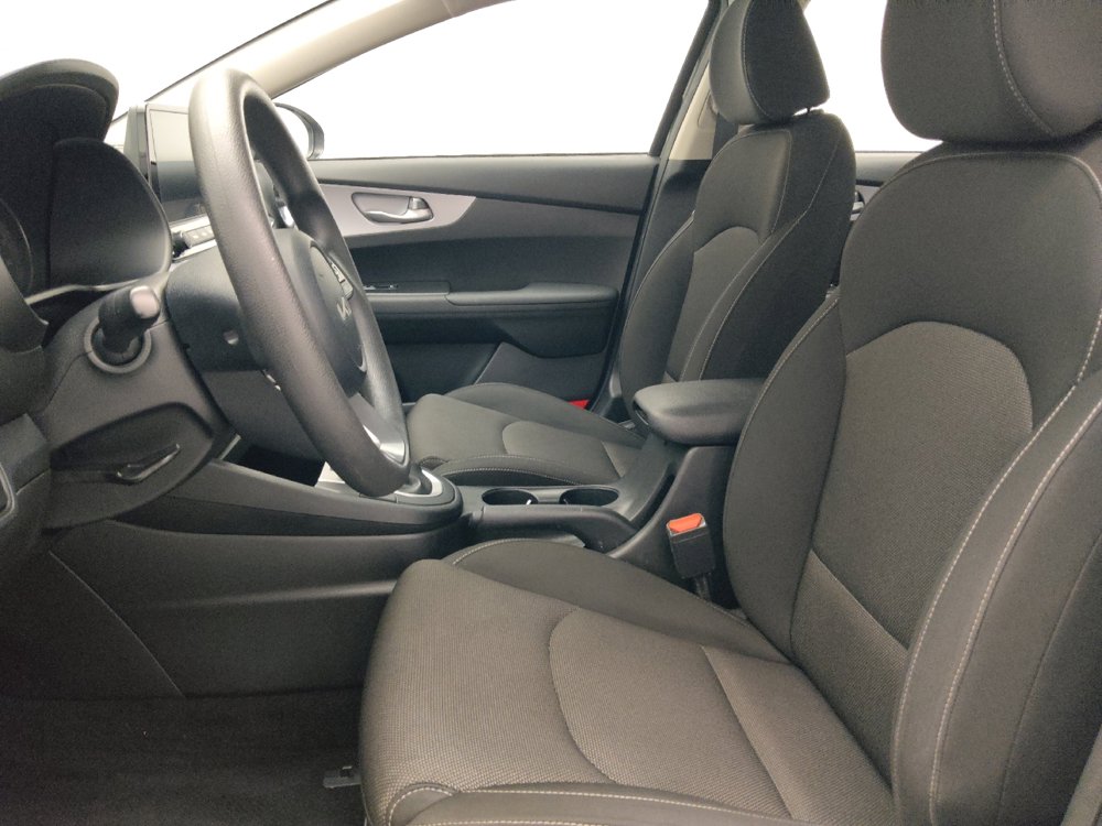 Used 2023 Kia Forte LXS FWD image 17