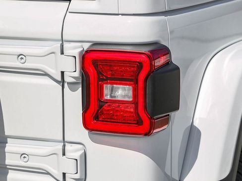 New 2026 Jeep Wrangler Sahara image 10