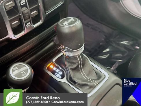 Used 2019 Jeep Wrangler Unlimited Sahara AWD/4WD image 20