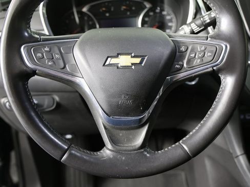 Used 2019 Chevrolet Equinox LT image 12