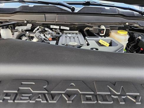 New 2026 RAM 2500 Limited AWD/4WD image 17