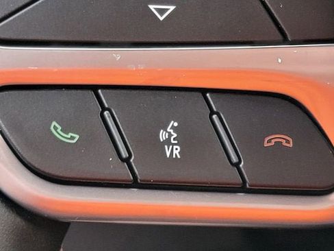 New 2026 Chrysler Pacifica Select image 6