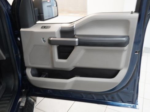 Used 2020 Ford F150 XLT w/ Equipment Group 302A Luxury AWD/4WD image 27