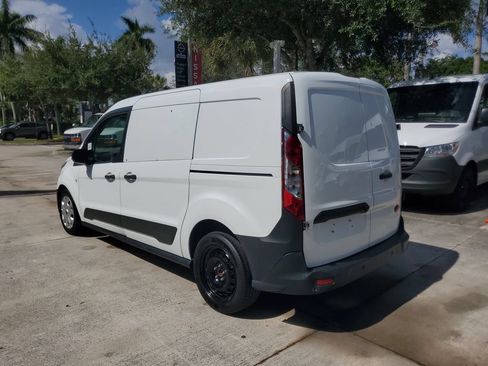 Used 2021 Ford Transit Connect XL FWD image 4