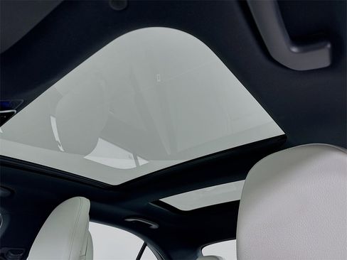 Used 2022 Mercedes-Benz C 300 Sedan image 21