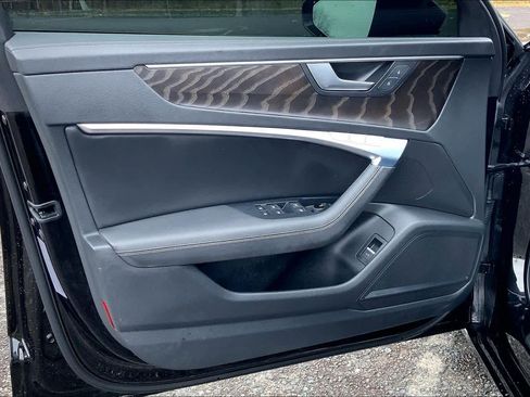 Used 2021 Audi A6 Premium Plus w/ Premium Plus Package image 21