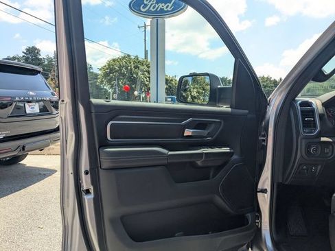 Used 2025 RAM 1500 Big Horn AWD/4WD image 11
