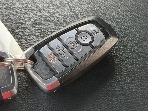 Used 2022 Ford F150 XLT w/ Equipment Group 302A High image 29