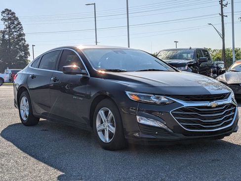 Used 2023 Chevrolet Malibu LT FWD image 3