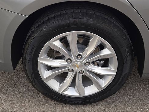 Used 2024 Chevrolet Malibu LT image 7