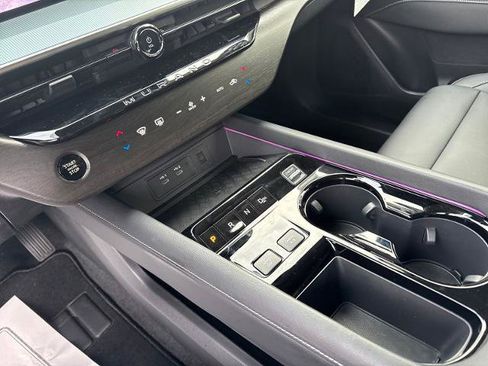 Certified 2025 Nissan Murano SL image 22