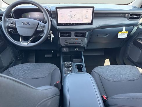 Used 2025 Ford Maverick XL image 9