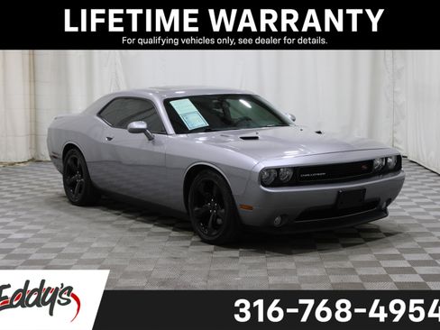 Used 2013 Dodge Challenger R/T Plus image 1