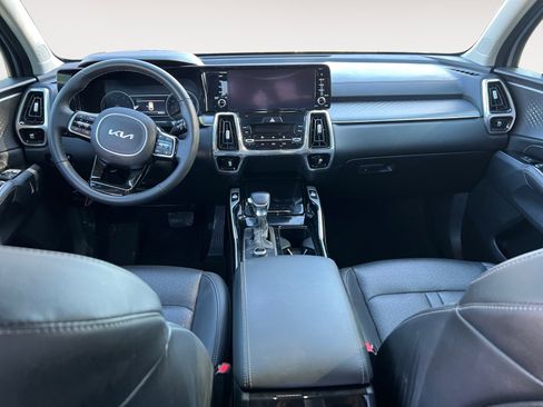 Used 2022 Kia Sorento SX image 10