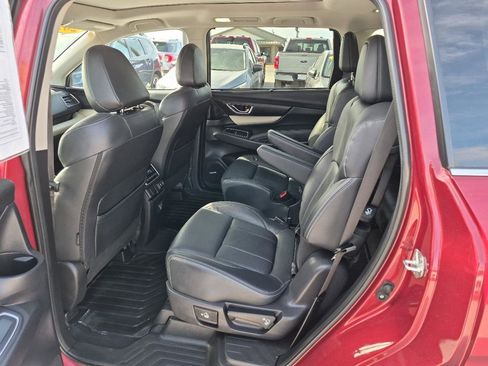 Used 2022 Subaru Ascent Limited w/ Technology Package image 13