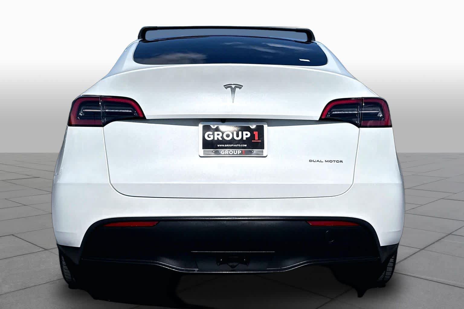 Used 2023 Tesla Model Y Long Range AWD/4WD image 4