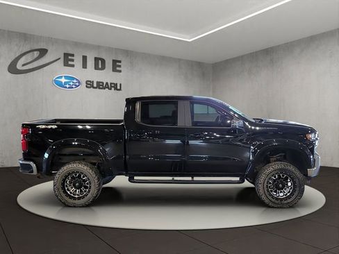 Used 2020 Chevrolet Silverado 1500 LT AWD/4WD image 11