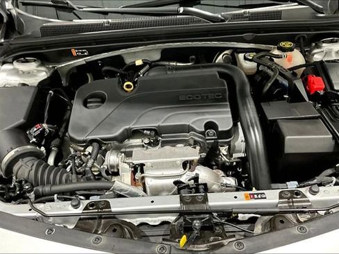 Used 2021 Chevrolet Malibu LS FWD image 30