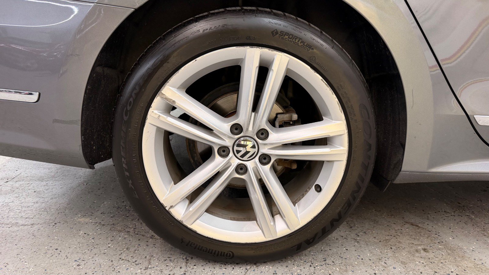 Used 2014 Volkswagen Passat 3.6 SEL Premium FWD image 20