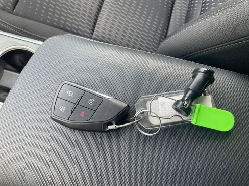 Used 2025 Chevrolet Equinox LT image 21