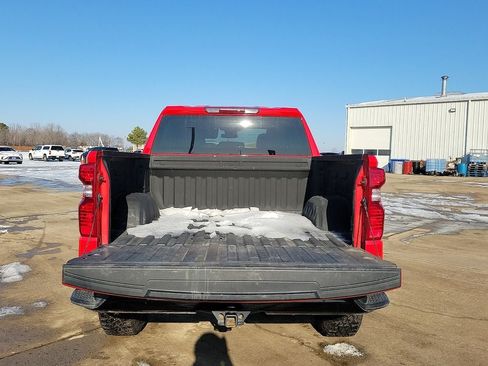 Used 2023 Chevrolet Silverado 1500 Custom Trail Boss AWD/4WD image 8
