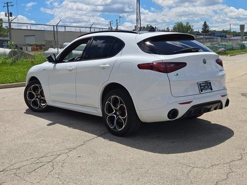 Used 2022 Alfa Romeo Stelvio Veloce AWD/4WD image 15