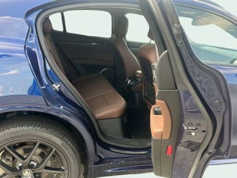 Used 2021 Alfa Romeo Stelvio Ti w/ Nero Edizione image 54