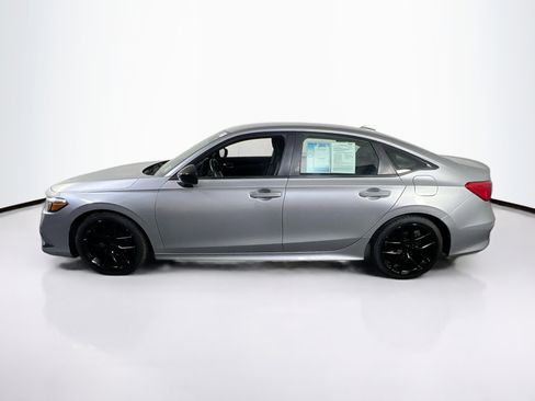 Used 2022 Honda Civic Sport image 8