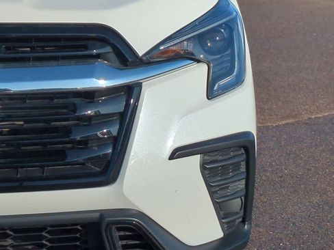 Certified 2025 Subaru Ascent Premium w/ Premium Package image 10