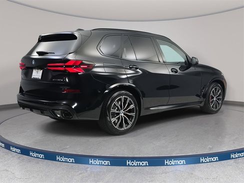 New 2026 BMW X5 xDrive50e w/ Executive Package image 5