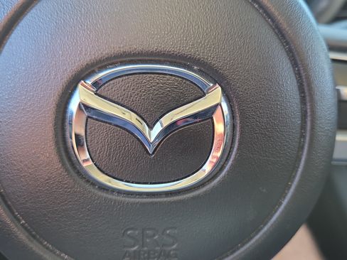 Used 2021 MAZDA MAZDA3 s FWD image 37