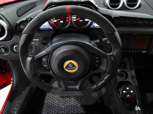 Used 2021 Lotus Evora image 10