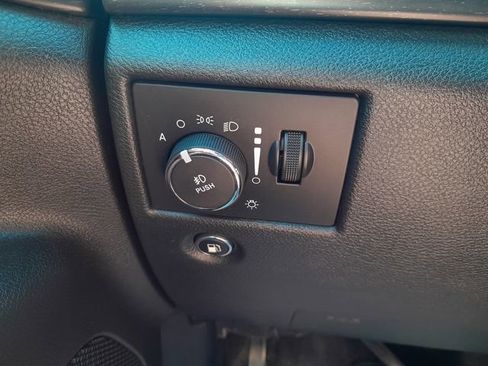 Used 2016 Jeep Grand Cherokee Laredo w/ Quick Order Package 23E AWD/4WD image 17