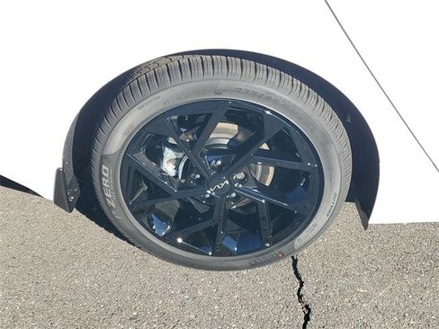 New 2026 Kia K5 GT-Line image 40