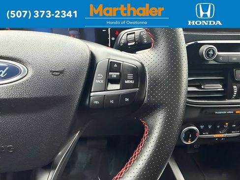 Used 2025 Ford Escape ST-Line AWD/4WD image 28