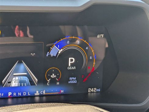 Used 2025 Chevrolet Colorado W/T image 20