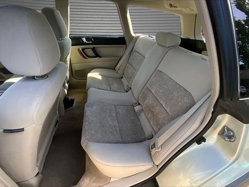 Used 2005 Subaru Outback 2.5i AWD/4WD image 21