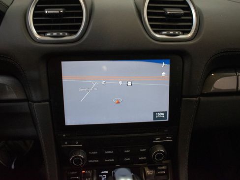 Certified 2018 Porsche 718 Cayman S image 23