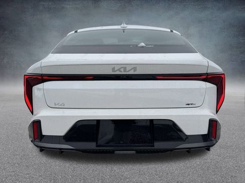 New 2025 Kia K4 GT-Line image 6