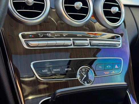 Used 2019 Mercedes-Benz C 300 Sedan image 28