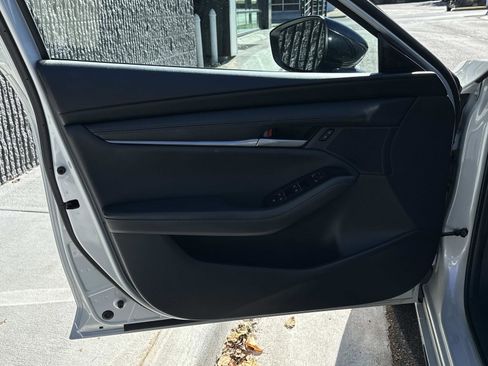 Certified 2025 MAZDA MAZDA3 s image 16