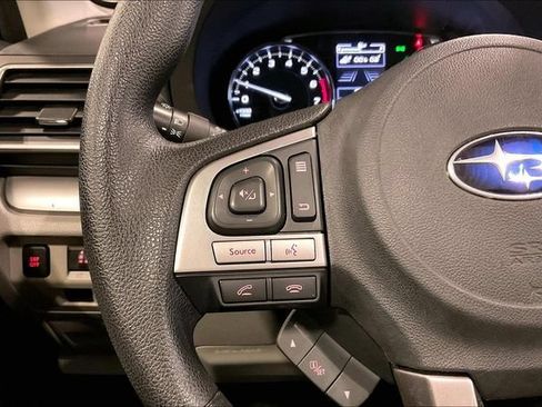 Used 2018 Subaru Forester 2.5i Premium AWD/4WD image 18