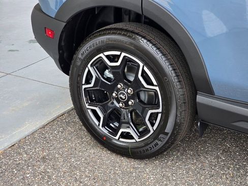 New 2025 Ford Bronco Sport Outer Banks w/ Outer Banks Tech Package+ image 28