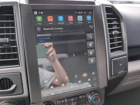 Used 2018 Ford F150 XLT w/ Trailer Tow Package image 14