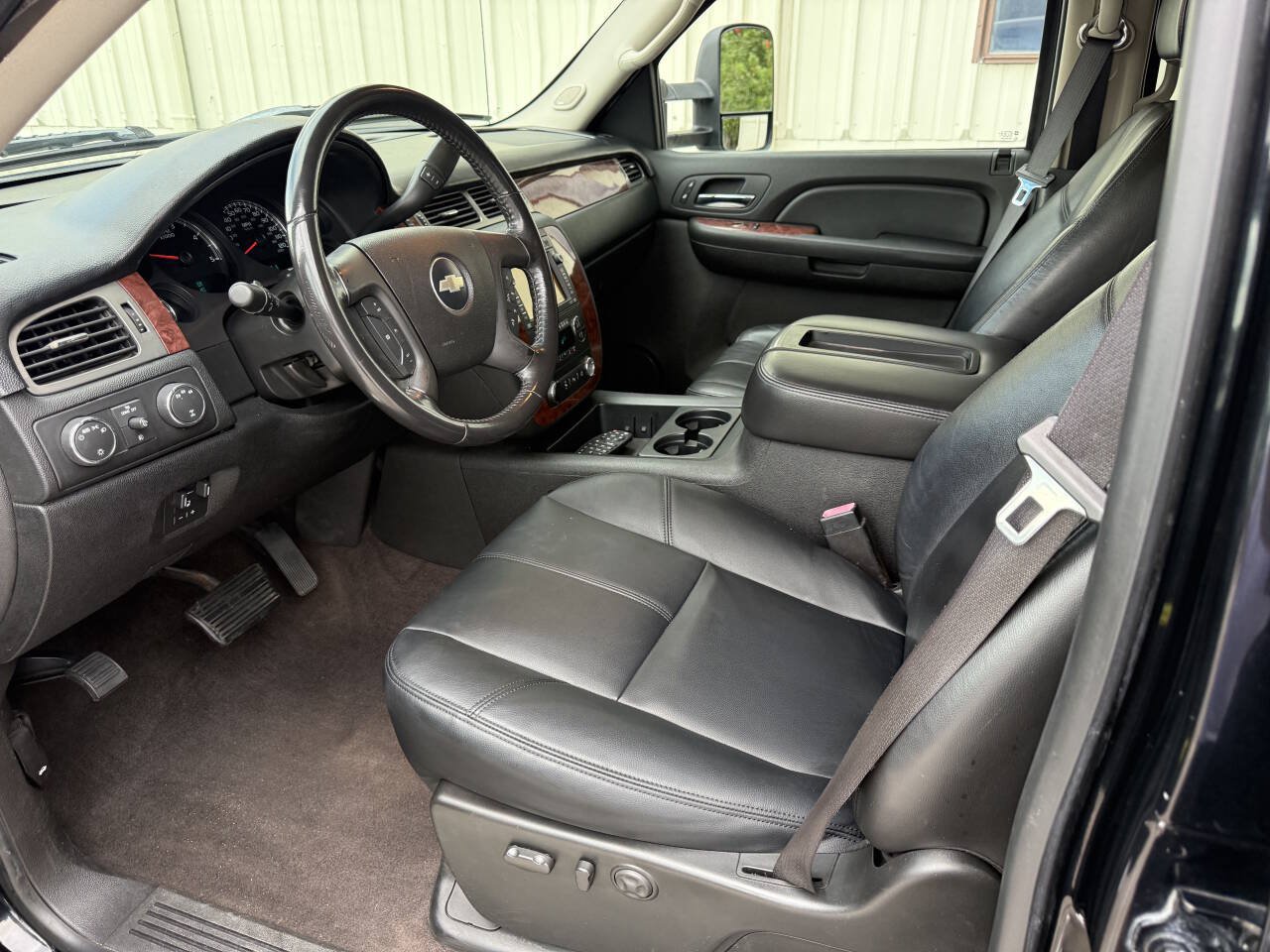 Used 2008 Chevrolet Silverado 3500 LTZ AWD/4WD image 38
