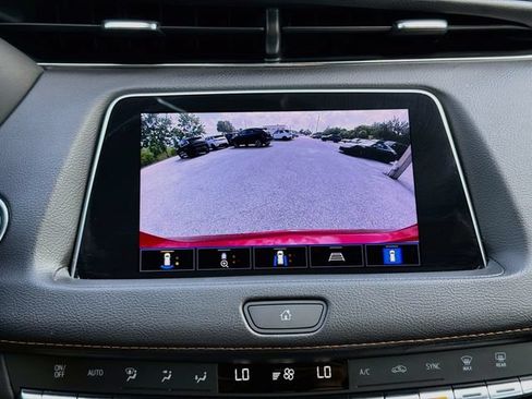Used 2023 Cadillac XT4 Sport FWD image 34