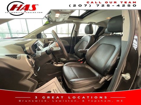Used 2015 Chevrolet Sonic LTZ image 10