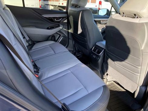 Used 2025 Subaru Outback Limited image 24