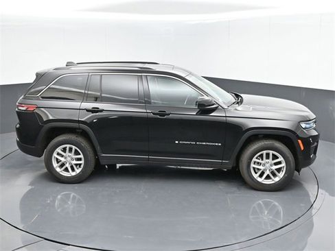 New 2024 Jeep Grand Cherokee Laredo X image 38