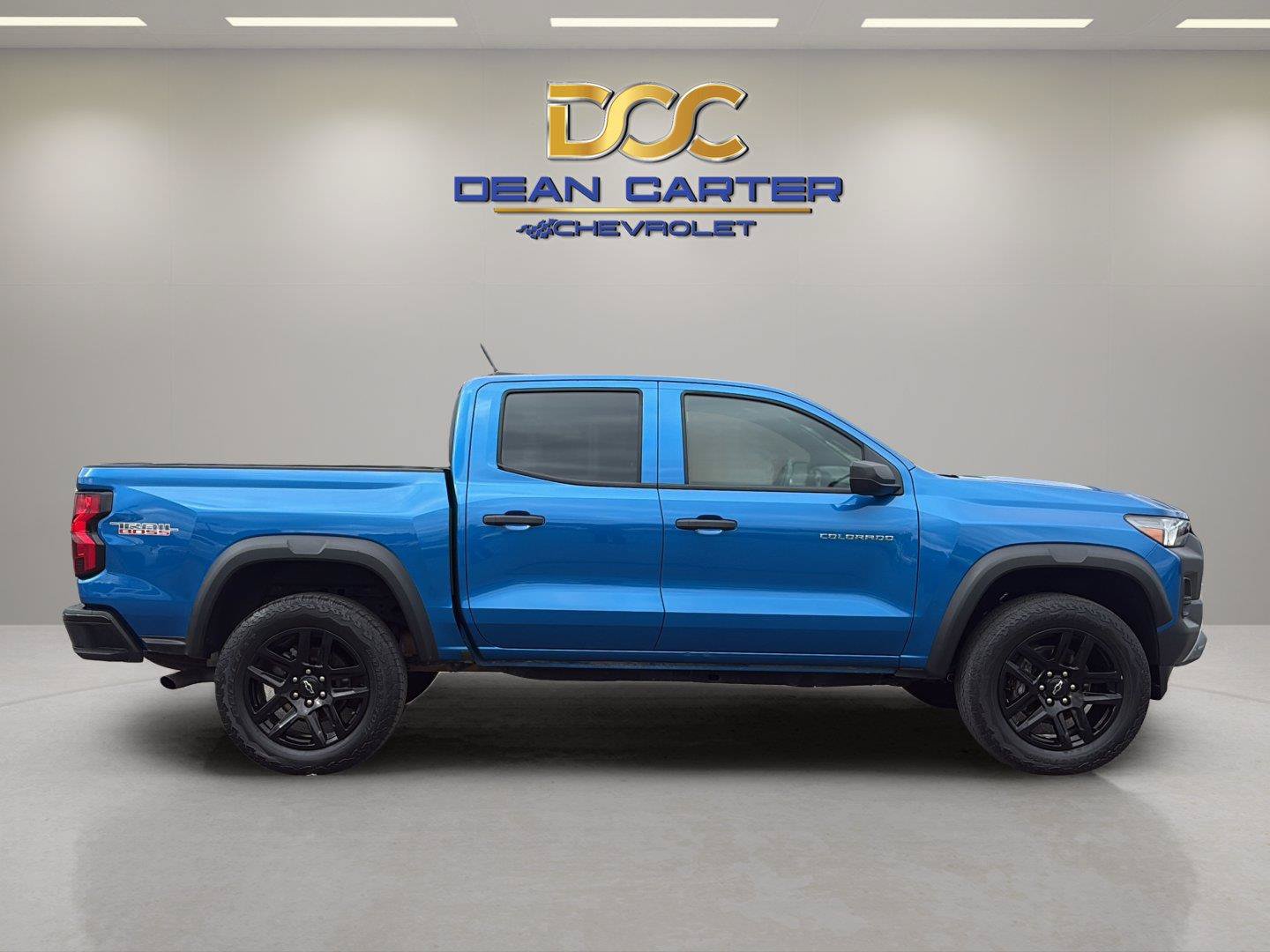 Used 2024 Chevrolet Colorado Trail Boss w/ Advanced Trailering Package AWD/4WD image 6